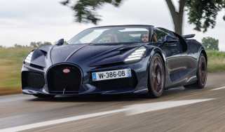 Bugatti Mistral - front tracking
